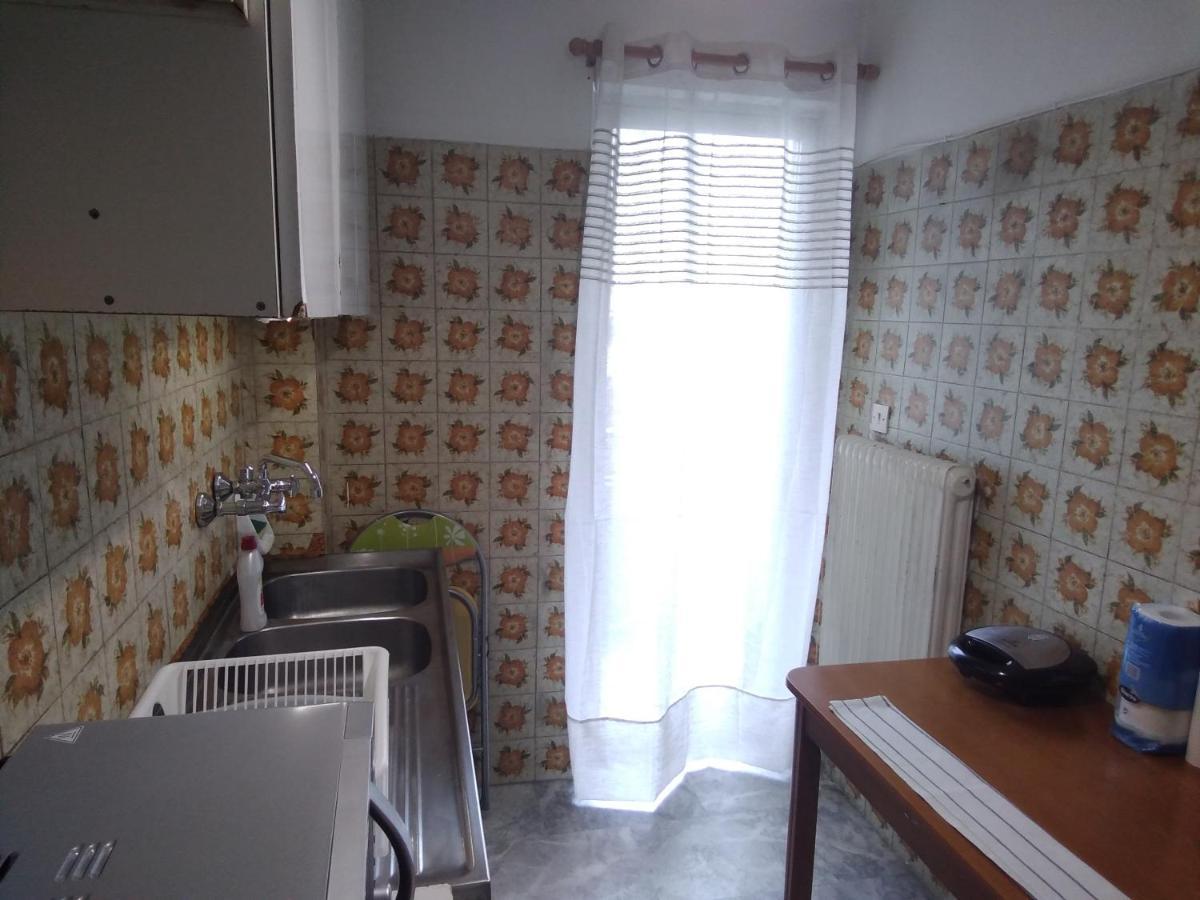 Studio In Афины Экстерьер фото