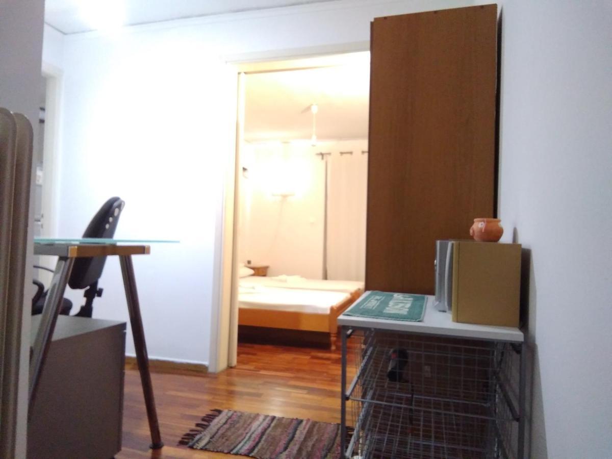 Studio In Афины Экстерьер фото