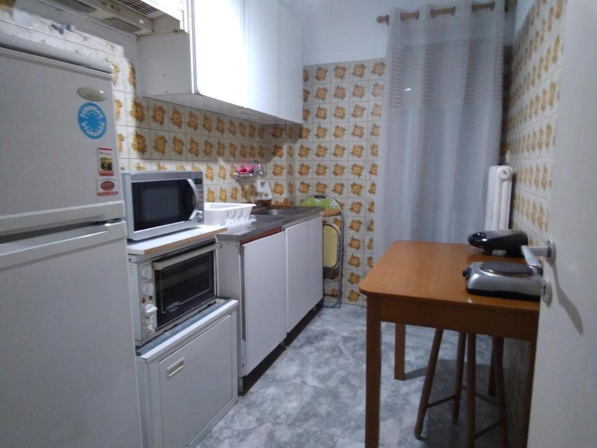 Studio In Афины Экстерьер фото